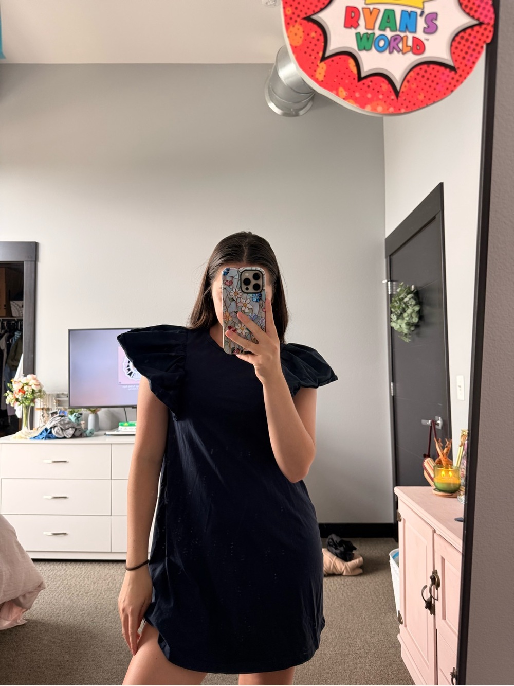 Women’s Navy Puff-Sleeve Shift Dress